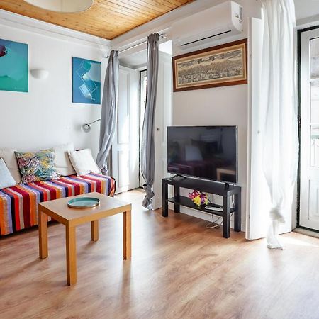 City Center Apt In Lively Bairro Alto! Lisbon Luaran gambar
