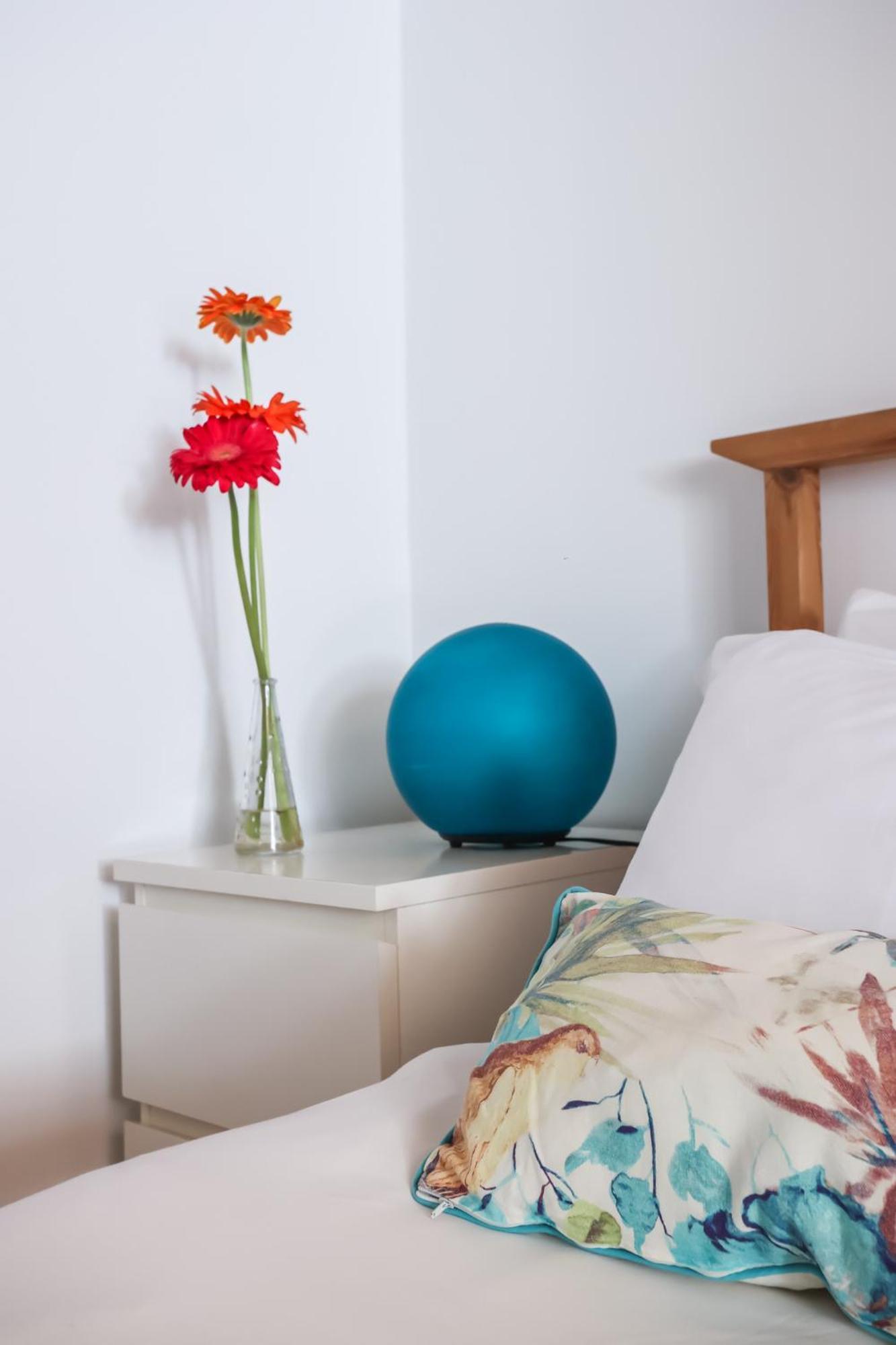 City Center Apt In Lively Bairro Alto! Lisbon Luaran gambar
