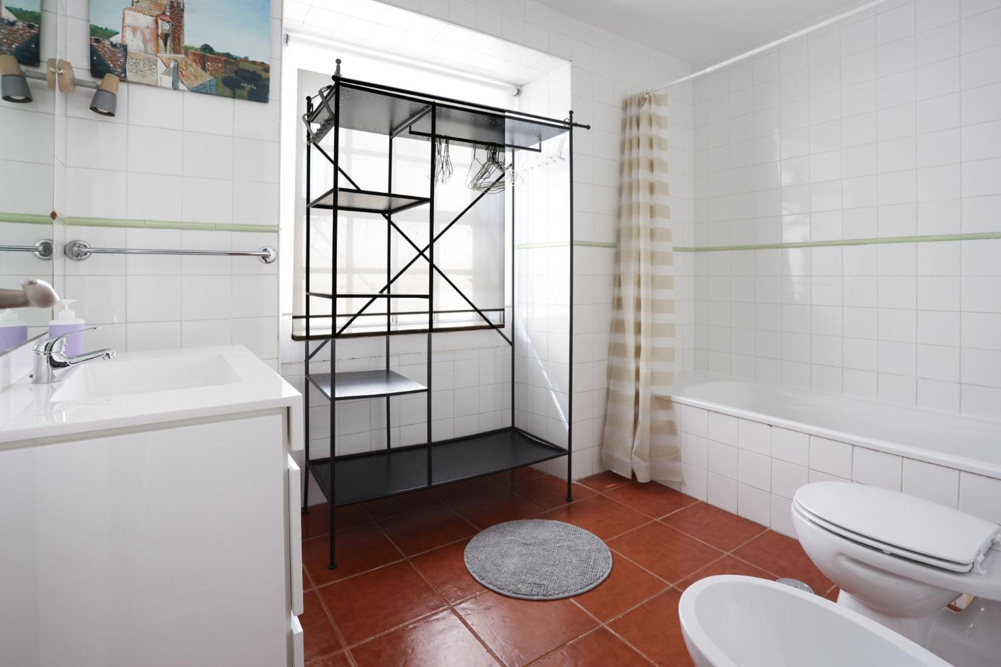 City Center Apt In Lively Bairro Alto! Lisbon Luaran gambar